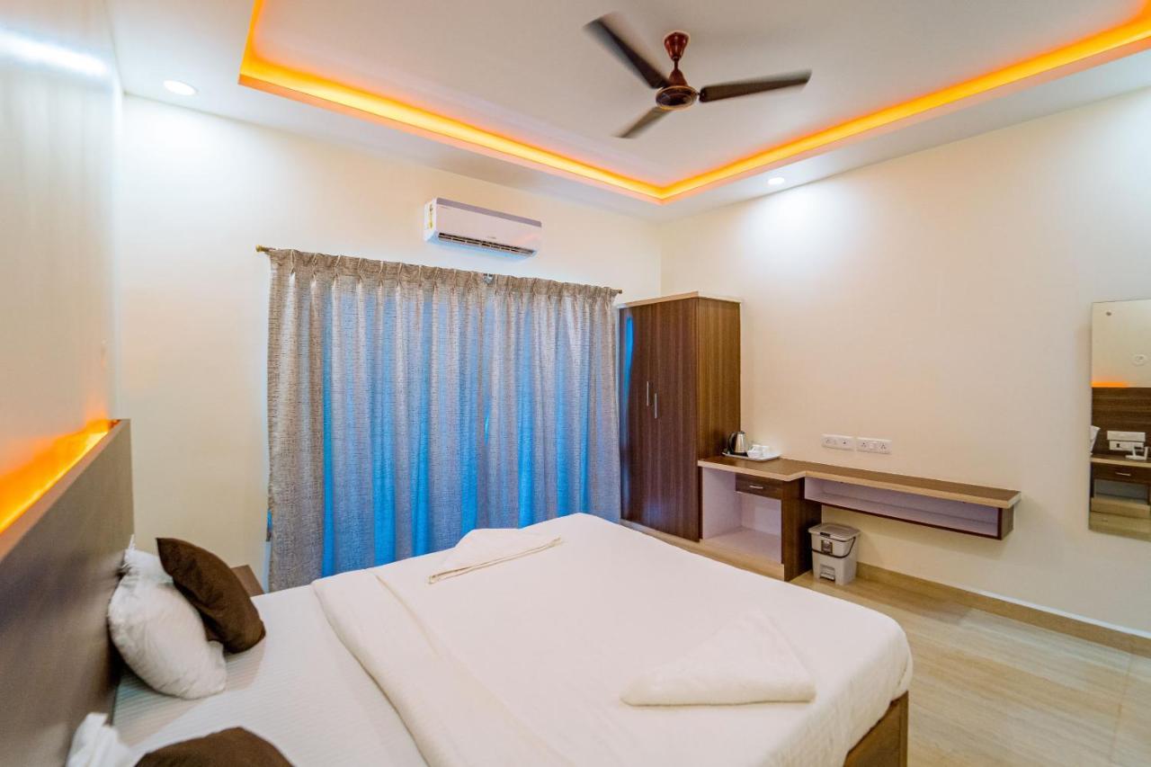 Darsy Residency Hotel Agonda Ngoại thất bức ảnh