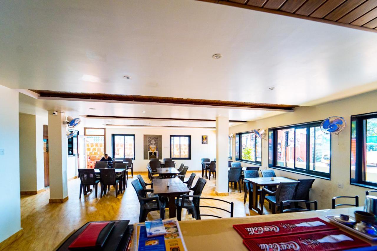 Darsy Residency Hotel Agonda Ngoại thất bức ảnh