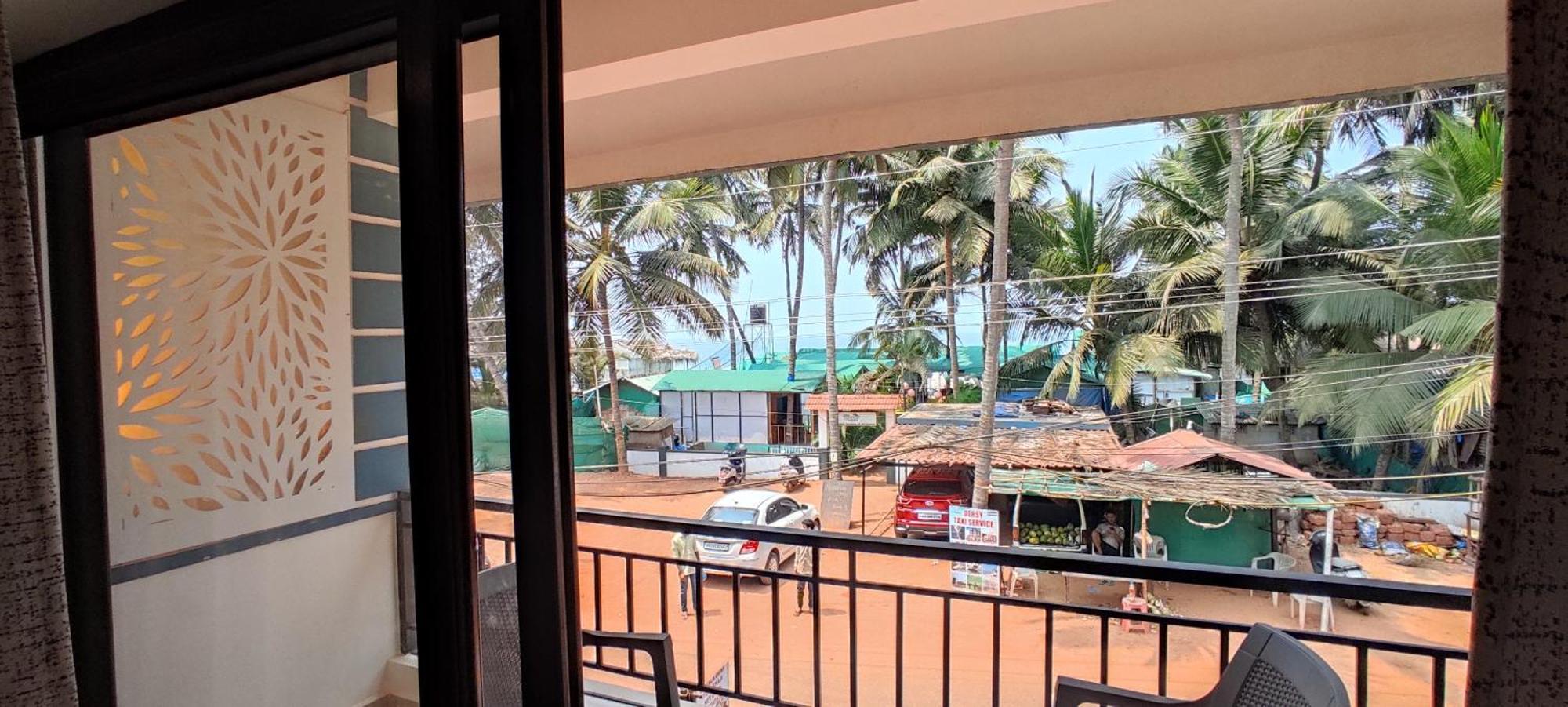 Darsy Residency Hotel Agonda Ngoại thất bức ảnh