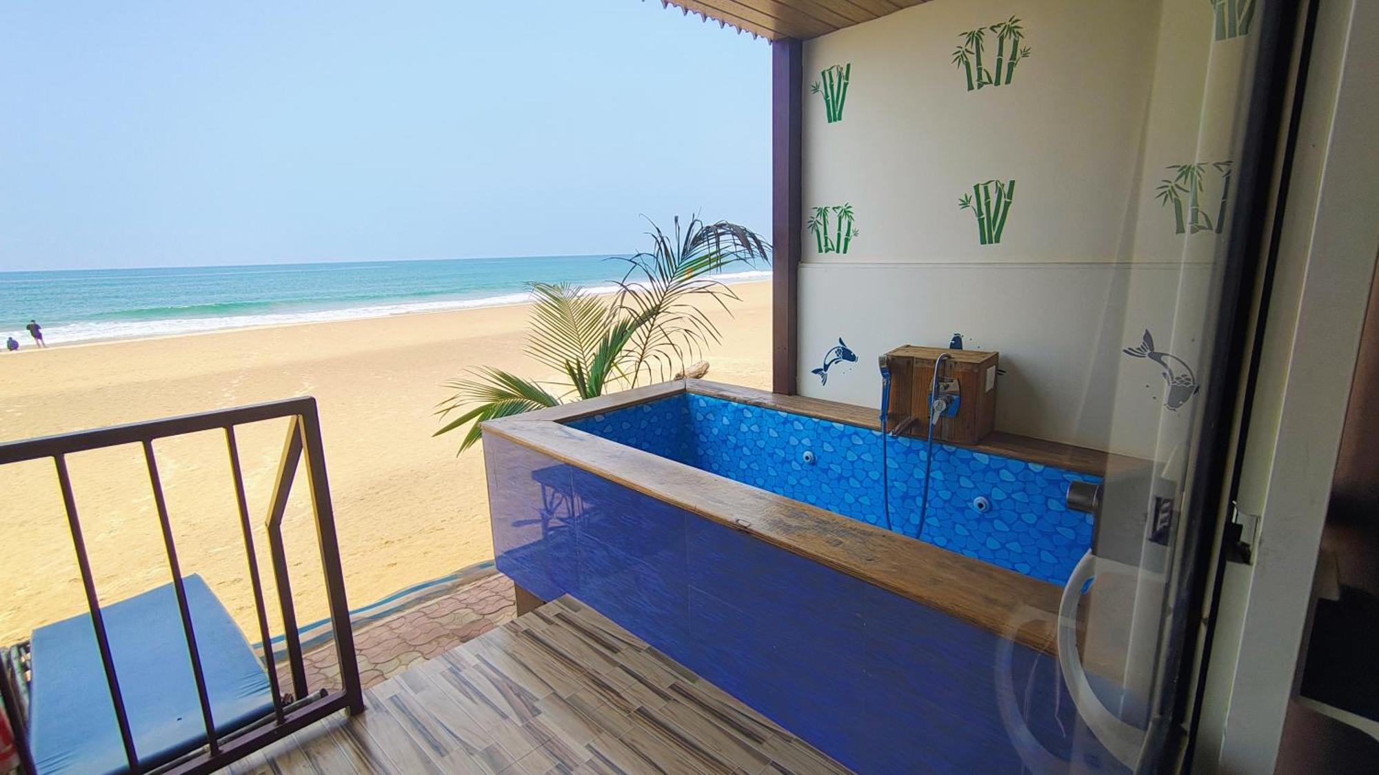 Darsy Residency Hotel Agonda Ngoại thất bức ảnh