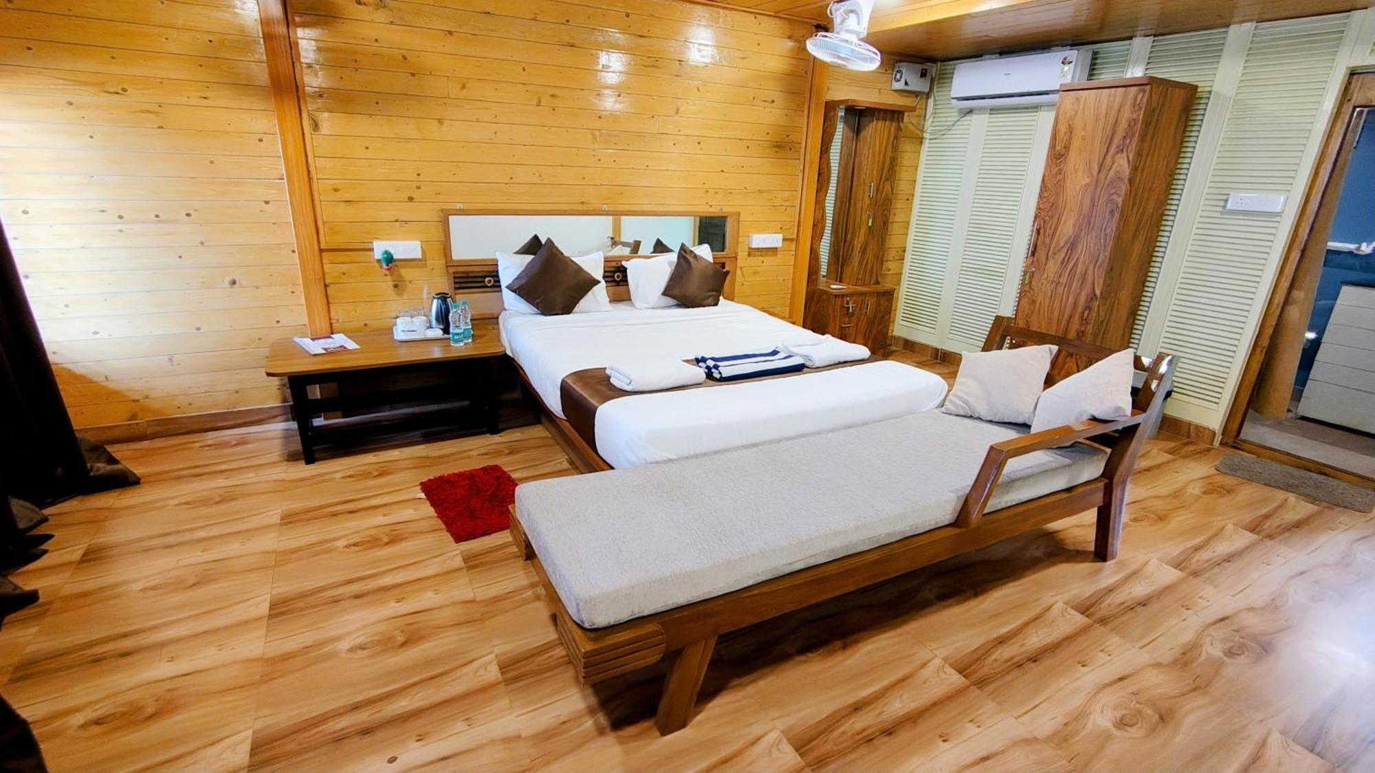 Darsy Residency Hotel Agonda Ngoại thất bức ảnh