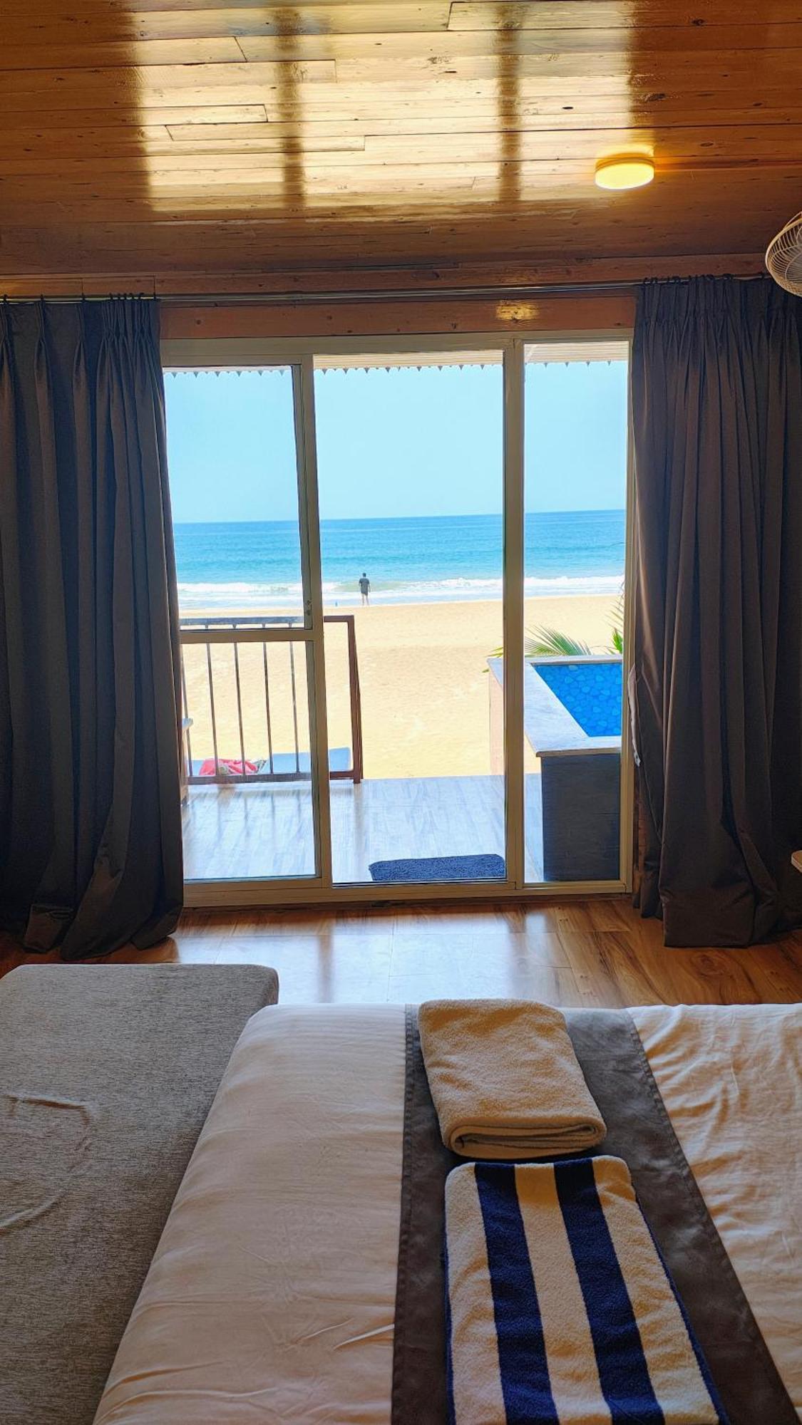 Darsy Residency Hotel Agonda Ngoại thất bức ảnh